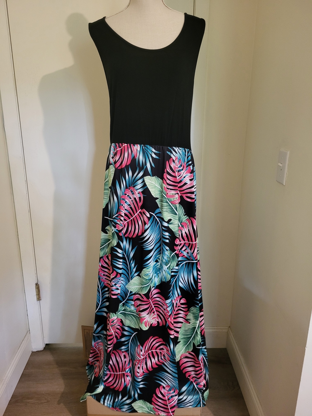 Black Tank Top Maxi Dress with Tropical Pink & Green Leaf Print Skirt Sleeveless